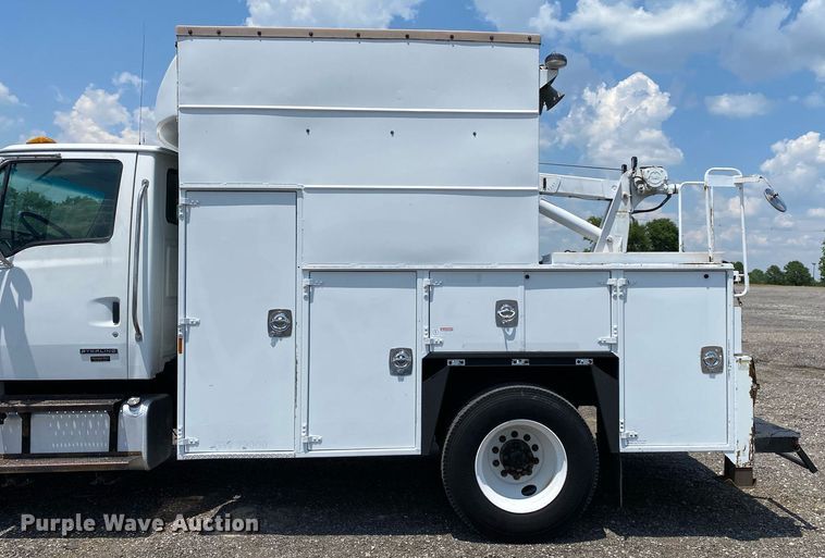 image for item KW9247 2007 Sterling Acterra  utility / service truck