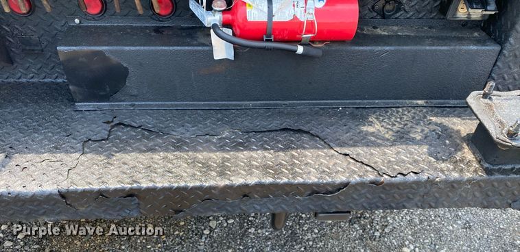 image for item KW9247 2007 Sterling Acterra  utility / service truck