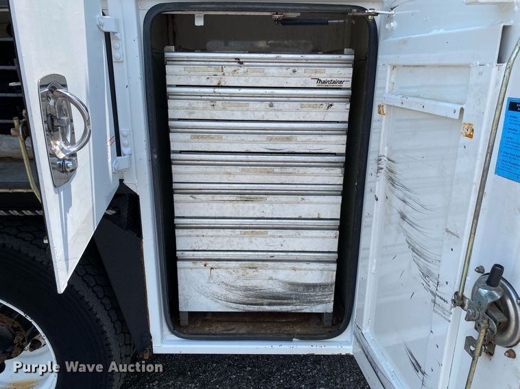 image for item KW9247 2007 Sterling Acterra  utility / service truck