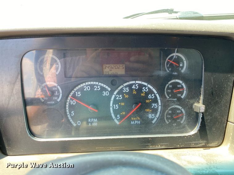 image for item KW9247 2007 Sterling Acterra  utility / service truck