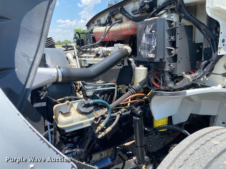 image for item KW9247 2007 Sterling Acterra  utility / service truck