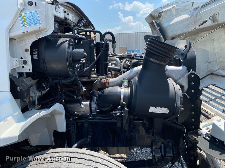 image for item KW9247 2007 Sterling Acterra  utility / service truck