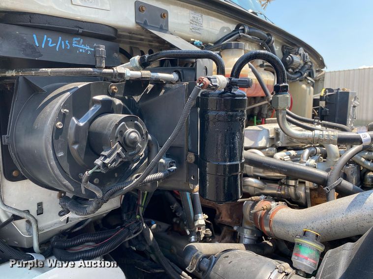 image for item KW9247 2007 Sterling Acterra  utility / service truck