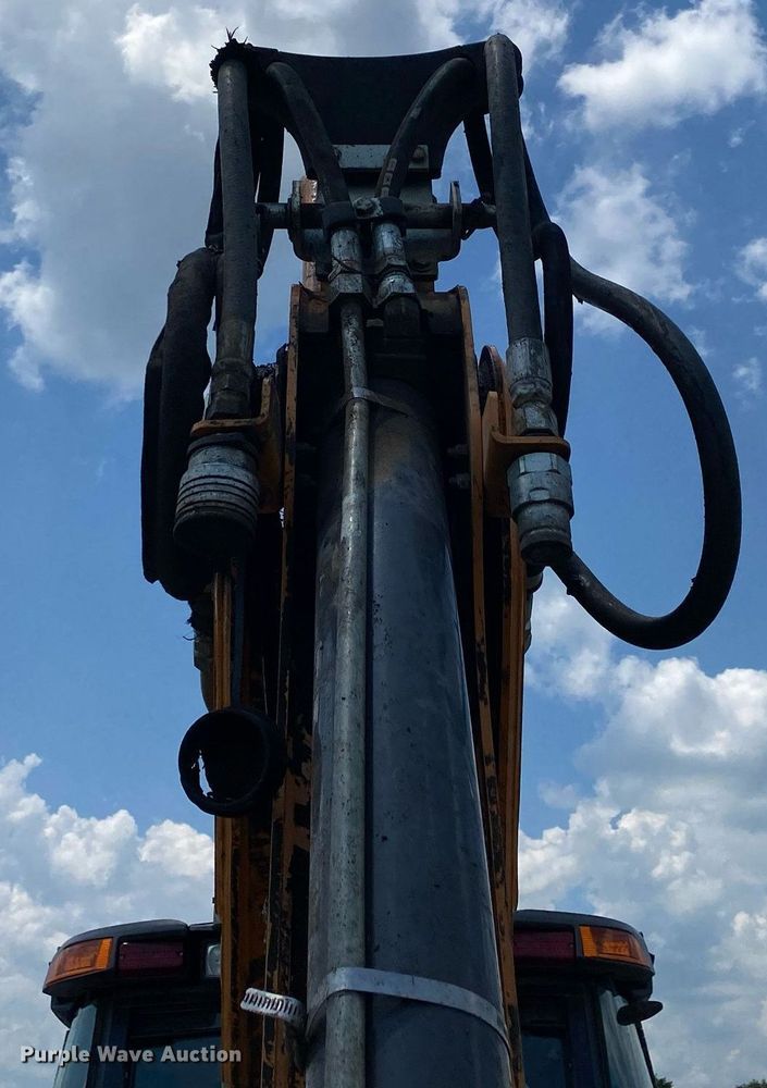 image for item KW9249 2016 Case 580 Super N  backhoe