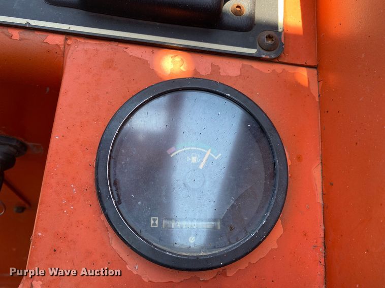 image for item KW9252 2005 SkyTrak 6042  telehandler