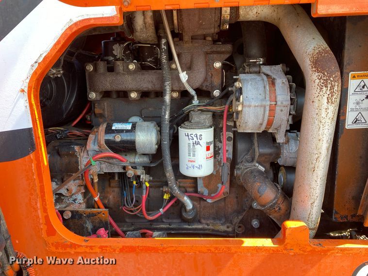 image for item KW9252 2005 SkyTrak 6042  telehandler