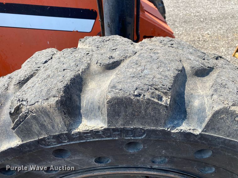 image for item KW9252 2005 SkyTrak 6042  telehandler