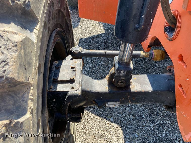 image for item KW9252 2005 SkyTrak 6042  telehandler