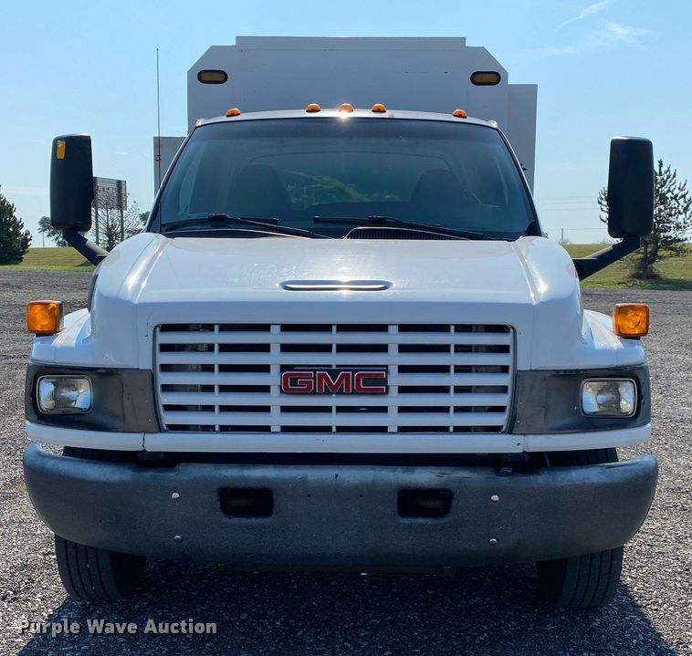 image for item KW9254 2009 GMC C5500  utility / service truck