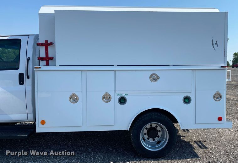 image for item KW9254 2009 GMC C5500  utility / service truck