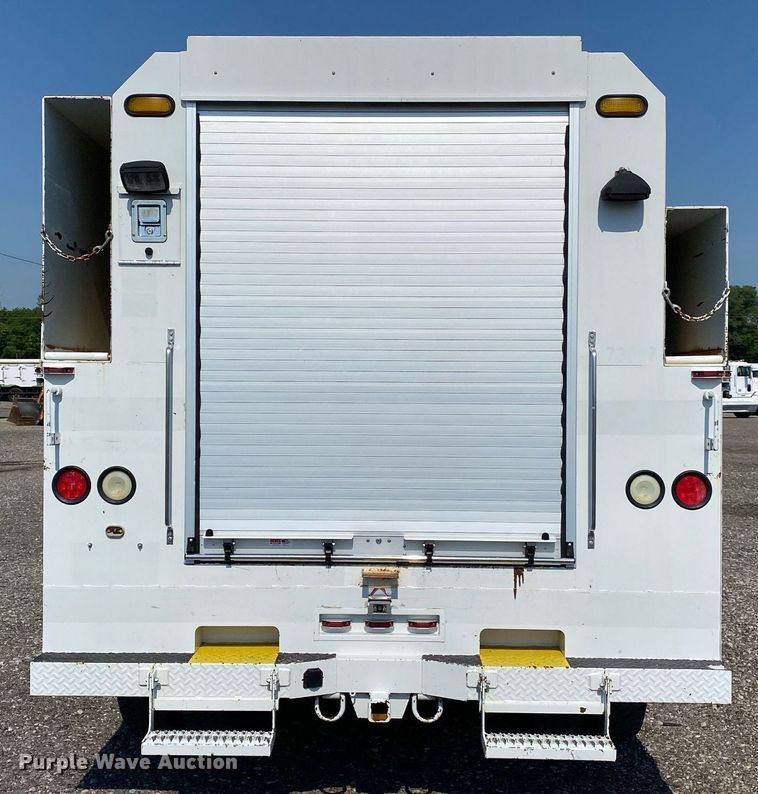 image for item KW9254 2009 GMC C5500  utility / service truck