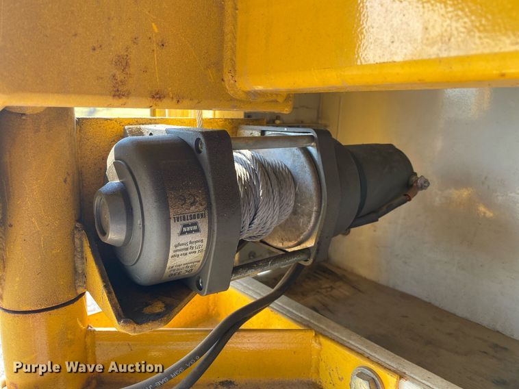 image for item KW9254 2009 GMC C5500  utility / service truck