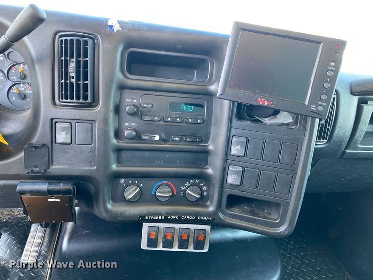 image for item KW9254 2009 GMC C5500  utility / service truck