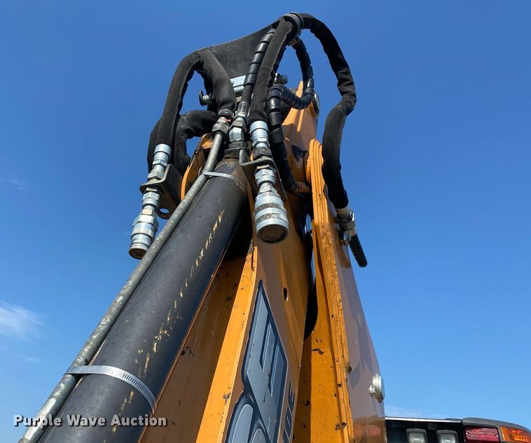 image for item KW9256 2014 Case 580 Super N  backhoe