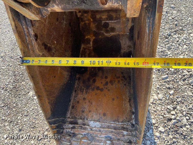 image for item KW9256 2014 Case 580 Super N  backhoe