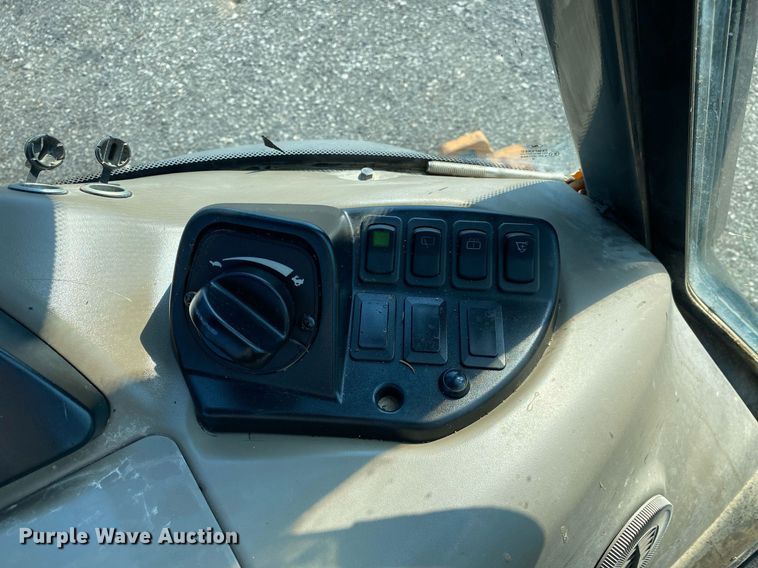 image for item KW9256 2014 Case 580 Super N  backhoe