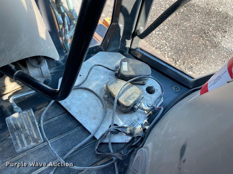 image for item KW9256 2014 Case 580 Super N  backhoe