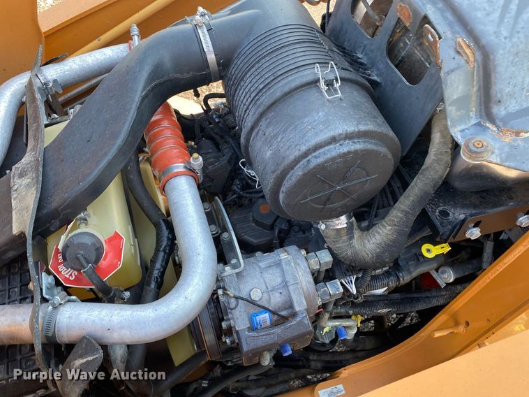 image for item KW9256 2014 Case 580 Super N  backhoe