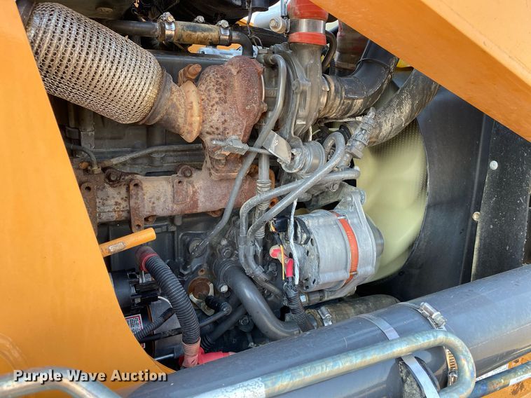 image for item KW9256 2014 Case 580 Super N  backhoe