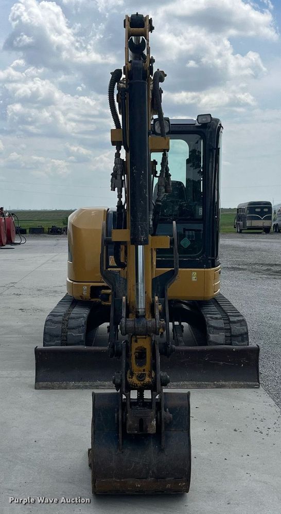 image for item LA9983 2007 Caterpillar 305C CR  mini excavator