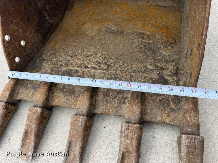 image for item LA9983 2007 Caterpillar 305C CR  mini excavator