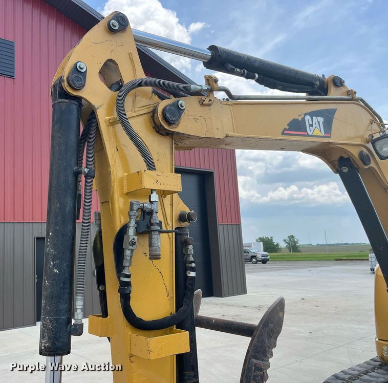 image for item LA9983 2007 Caterpillar 305C CR  mini excavator