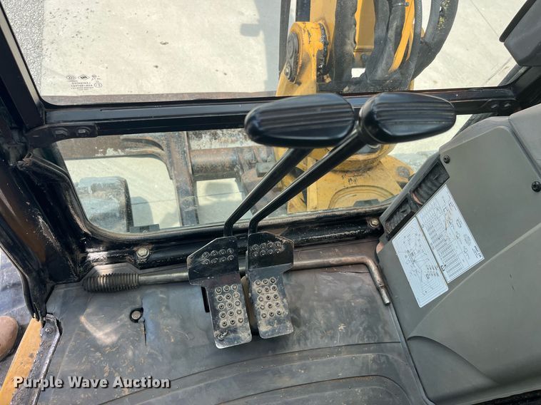 image for item LA9983 2007 Caterpillar 305C CR  mini excavator