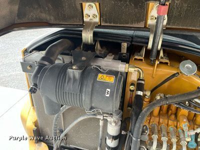 image for item LA9983 2007 Caterpillar 305C CR  mini excavator