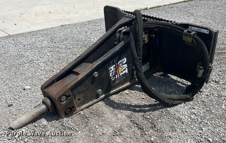 image for item LA9984 Caterpillar H63  skid steer breaker