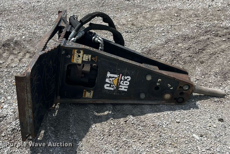 image for item LA9984 Caterpillar H63  skid steer breaker