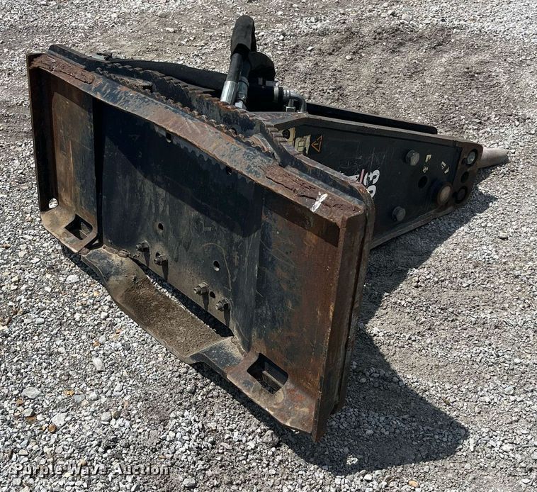 image for item LA9984 Caterpillar H63  skid steer breaker