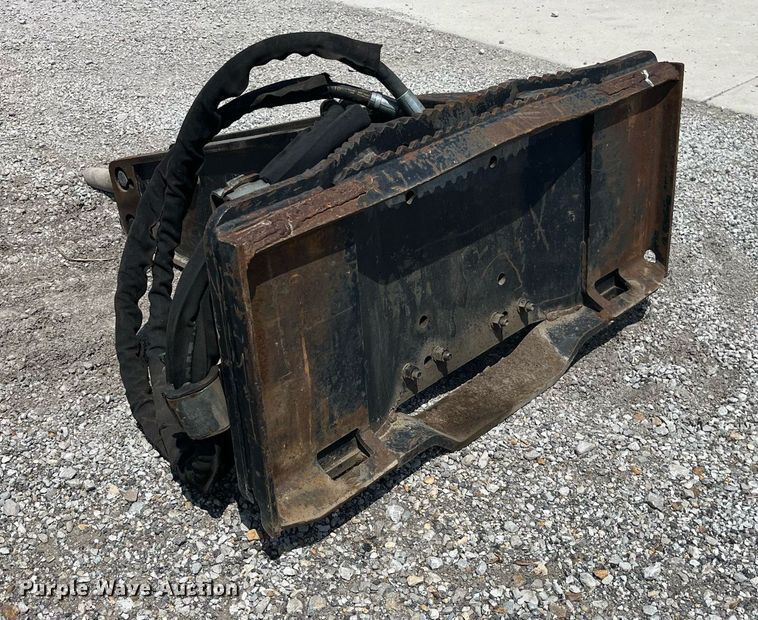 image for item LA9984 Caterpillar H63  skid steer breaker