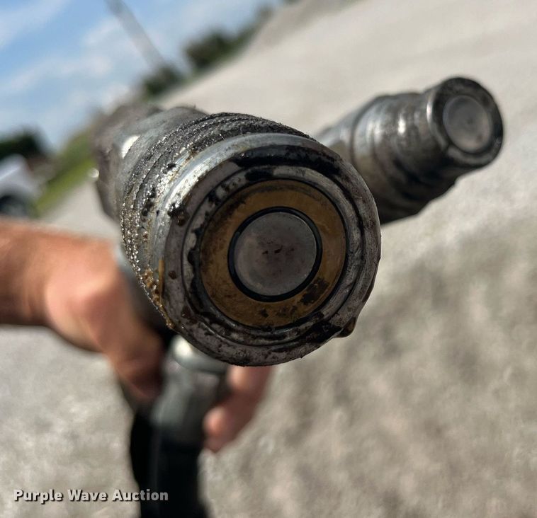 image for item LA9984 Caterpillar H63  skid steer breaker