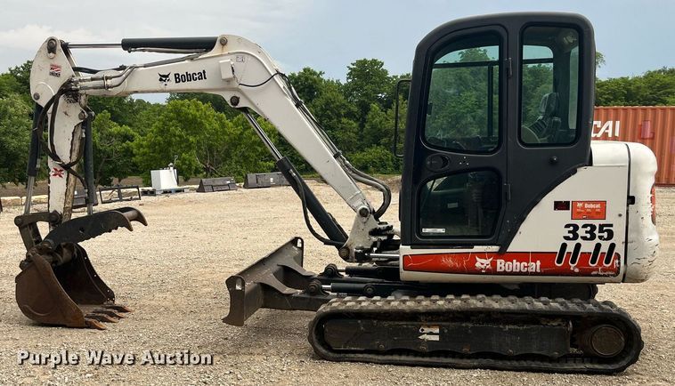 image for item LA9985 2008 Bobcat 335G  mini excavator