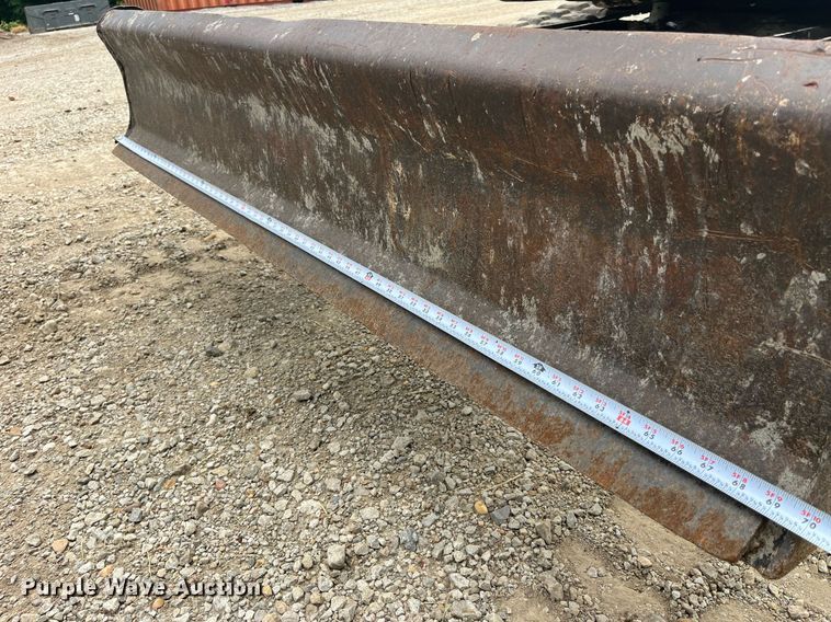 image for item LA9985 2008 Bobcat 335G  mini excavator