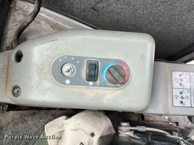 image for item LA9985 2008 Bobcat 335G  mini excavator