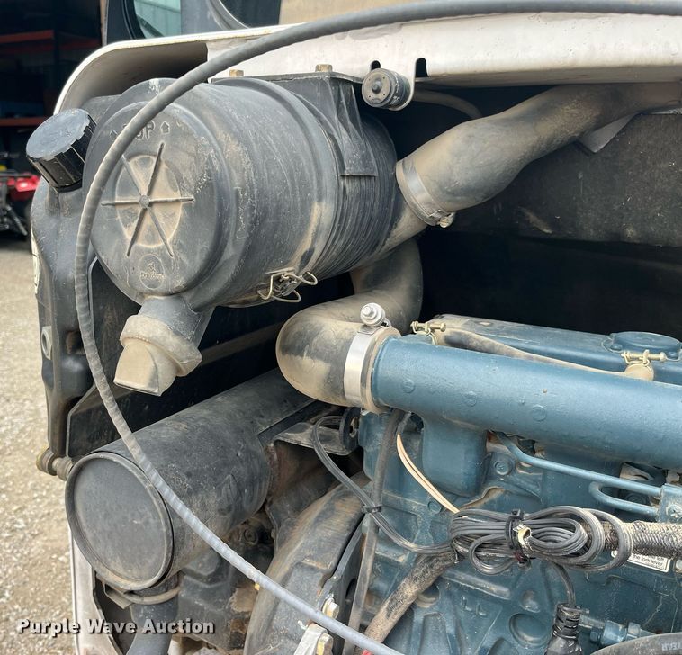 image for item LA9985 2008 Bobcat 335G  mini excavator