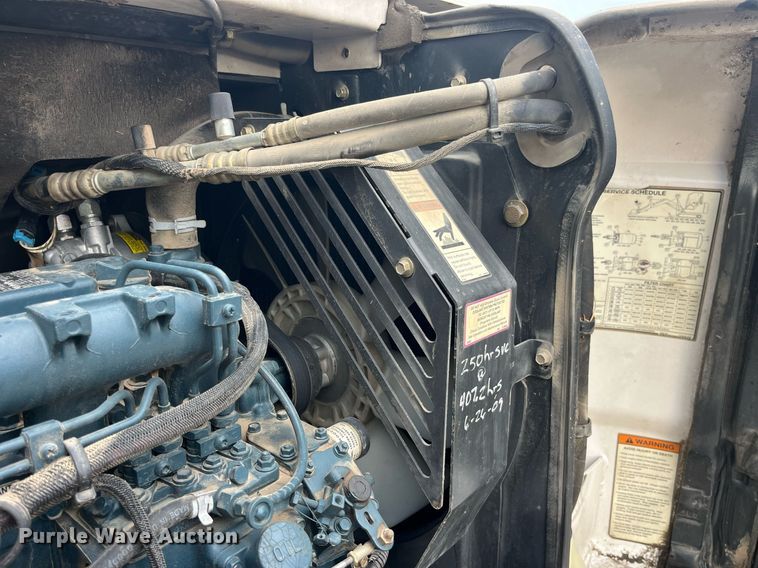 image for item LA9985 2008 Bobcat 335G  mini excavator