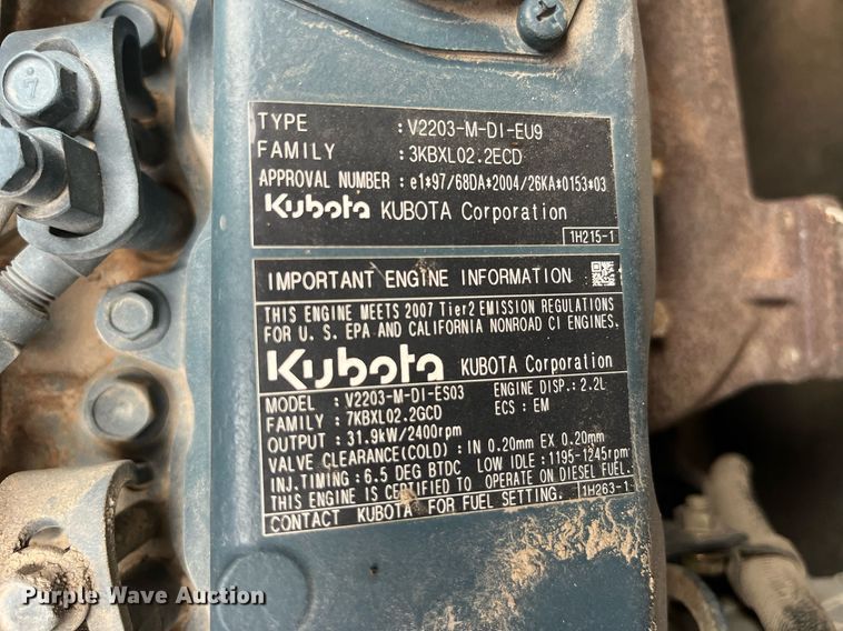 image for item LA9985 2008 Bobcat 335G  mini excavator