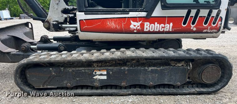 image for item LA9985 2008 Bobcat 335G  mini excavator