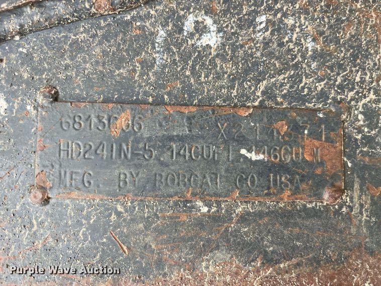 image for item LA9985 2008 Bobcat 335G  mini excavator