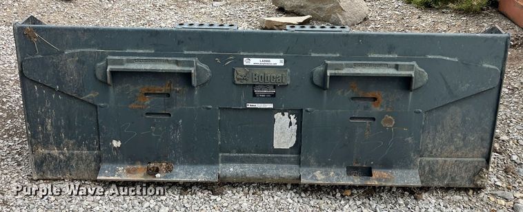 image for item LA9986 Bobcat 74  skid steer bucket