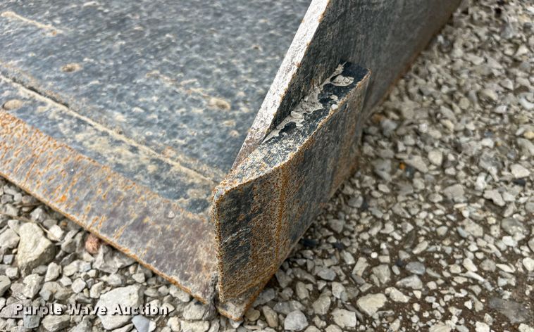 image for item LA9986 Bobcat 74  skid steer bucket