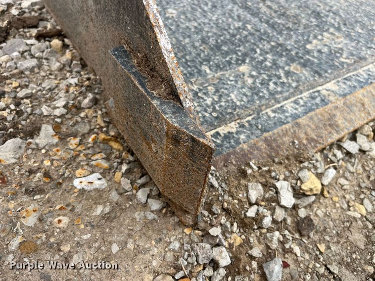 image for item LA9986 Bobcat 74  skid steer bucket