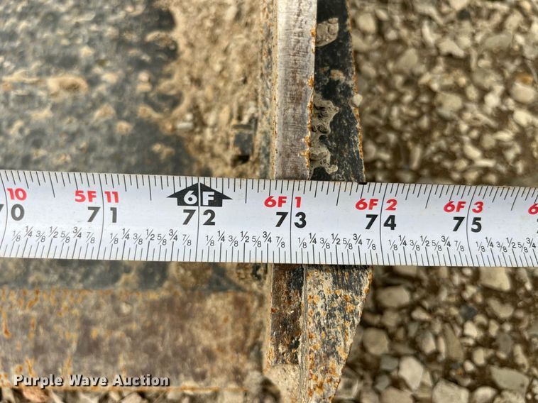 image for item LA9986 Bobcat 74  skid steer bucket