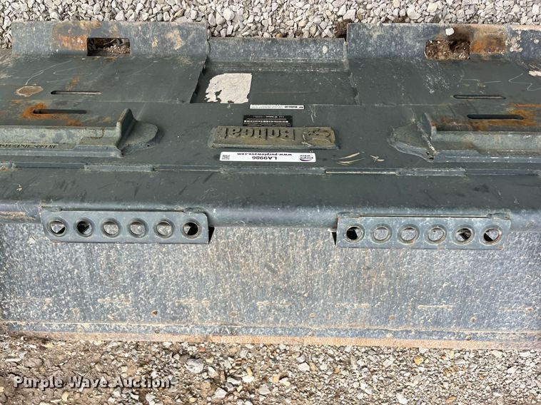 image for item LA9986 Bobcat 74  skid steer bucket