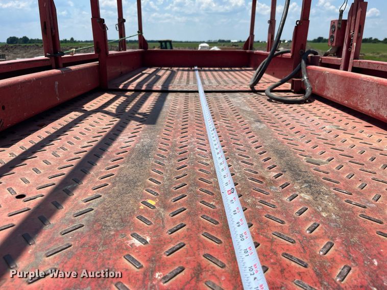 image for item LB9012 2000 Mec 3247ES  scissor lift