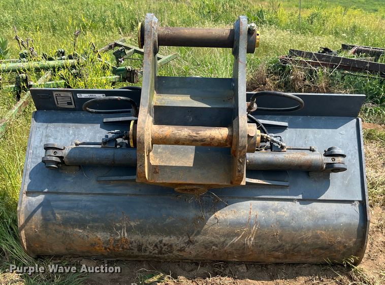 image for item LB9016 ACS  72" W excavator bucket