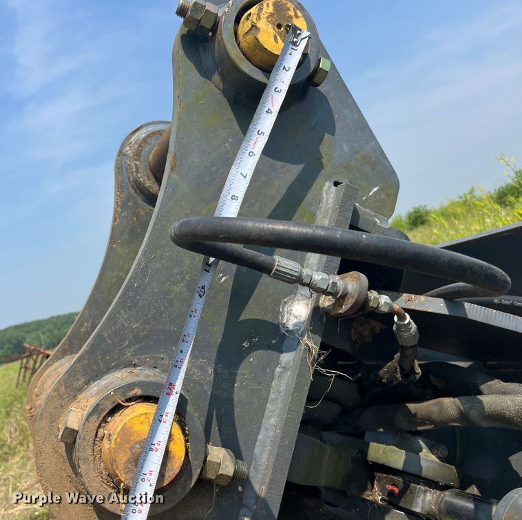 image for item LB9016 ACS  72" W excavator bucket