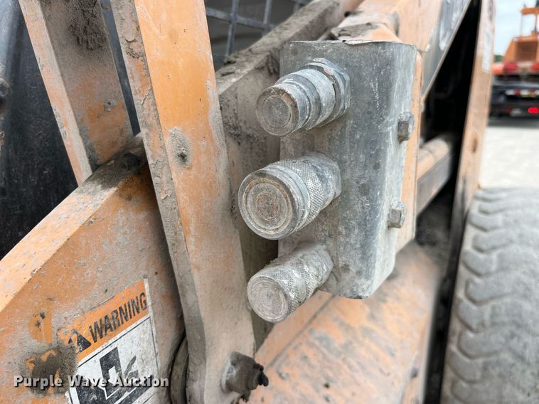 image for item LB9029 2005 Case 450  skid steer loader